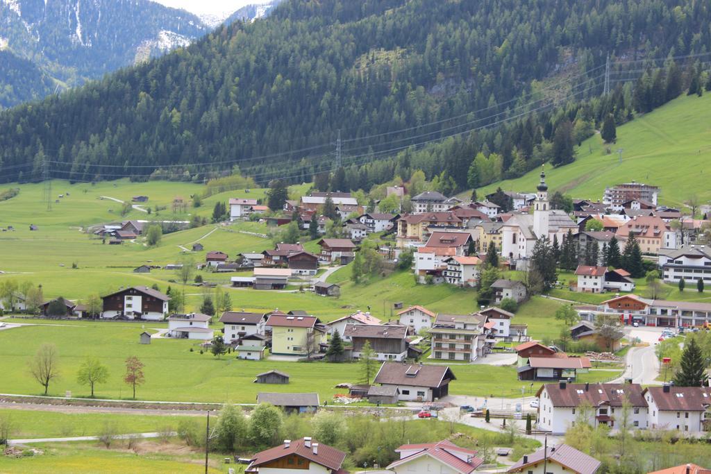 Appartementhaus Untere Tanne Lermoos Exterior foto